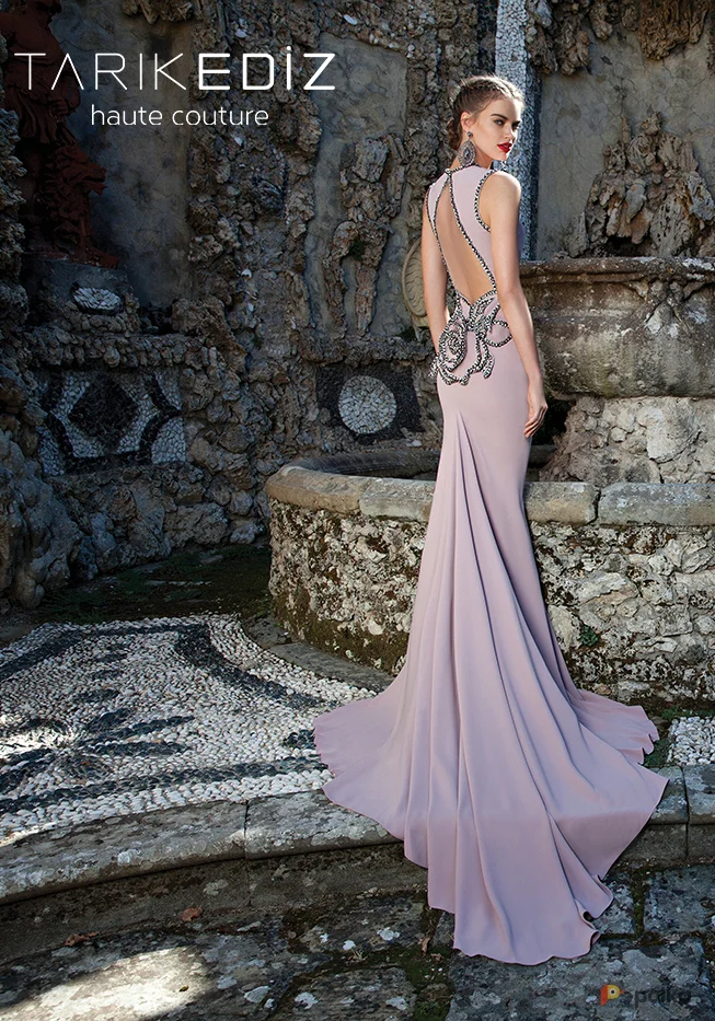 Возьмите Новое платье Tarik Ediz Couture напрокат (Фото 1) в Москве