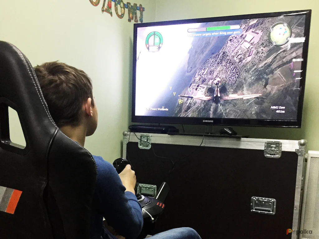 Возьмите Авиасимулятор напрокат (Фото 1) в Москве