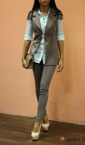 Возьмите Костюм женский пиджак блейзер легинсы брюки брючный коричневый шоколад напрокат (Фото 1) в Москве