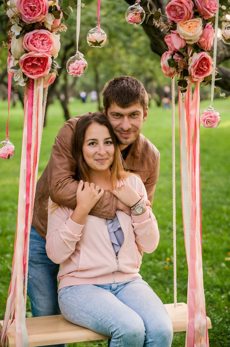 Возьмите Свадебные качели на фотосессию напрокат (Фото 1) в Москве