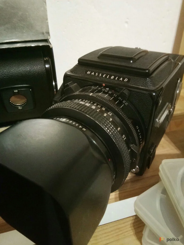 Возьмите Пленочный фотоаппарат HASSELBLAD 2000 FC/M напрокат (Фото 1) в Москве