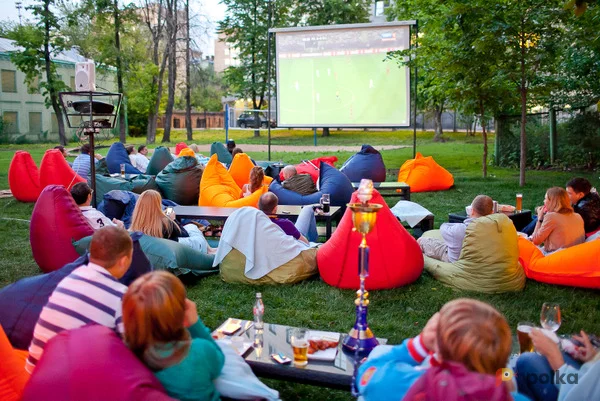 Возьмите Кинотеатр под открытым небом напрокат (Фото 1) в Москве