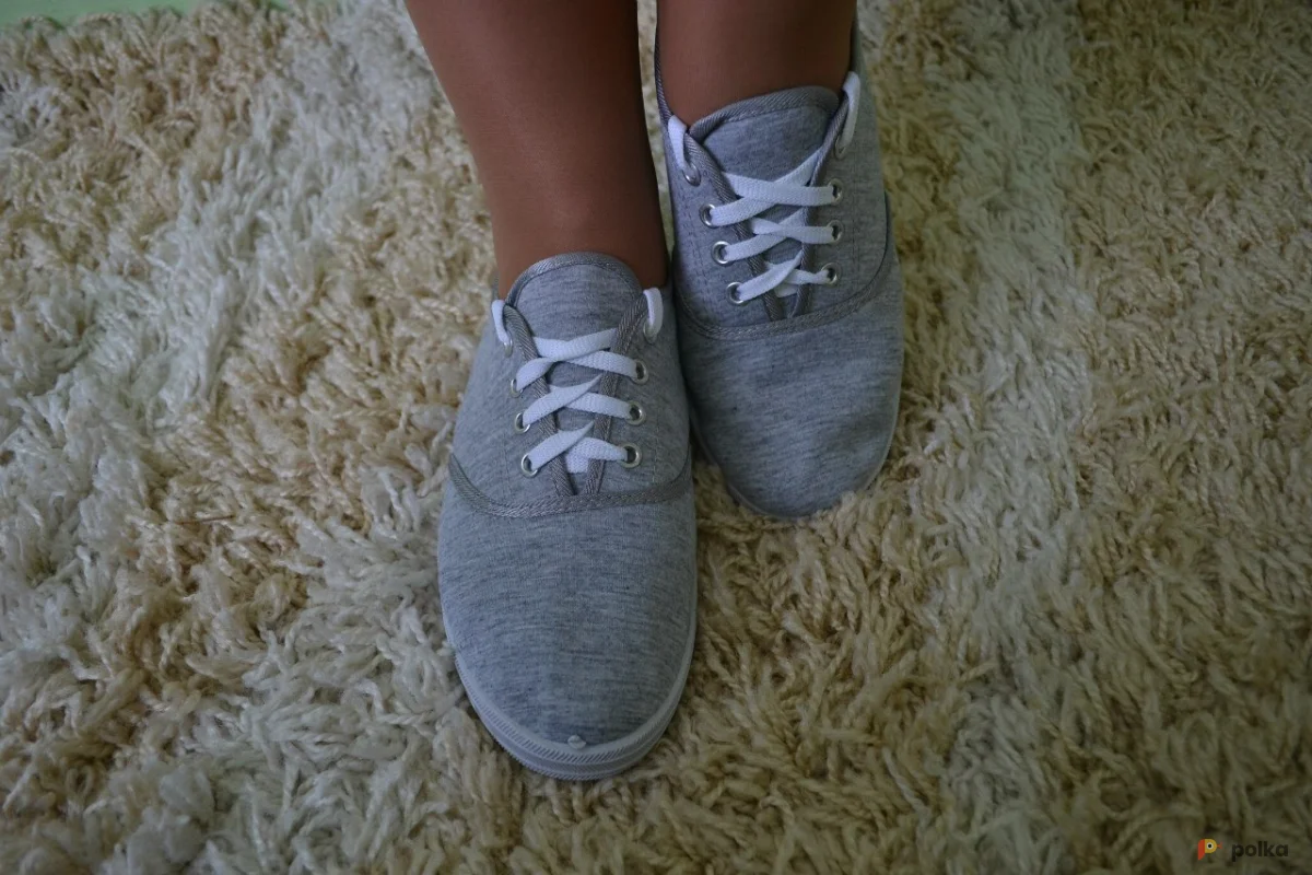Возьмите Кеды слипоны серые обувь женская на шнуровке напрокат (Фото 1) в Москве