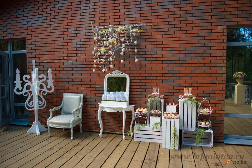 Возьмите Кресло Авиньон, бежевое напрокат (Фото 1) в Санкт-Петербурге