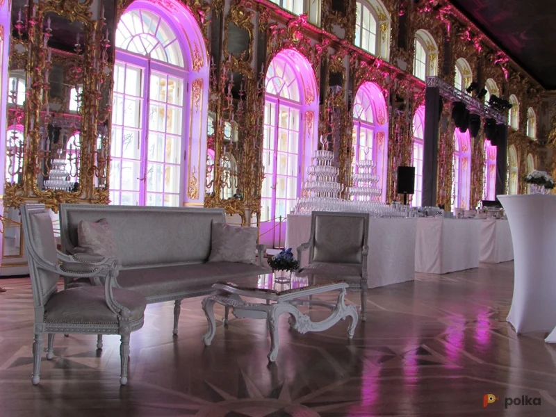 Возьмите Диван Авиньон, бежевый напрокат (Фото 1) в Санкт-Петербурге