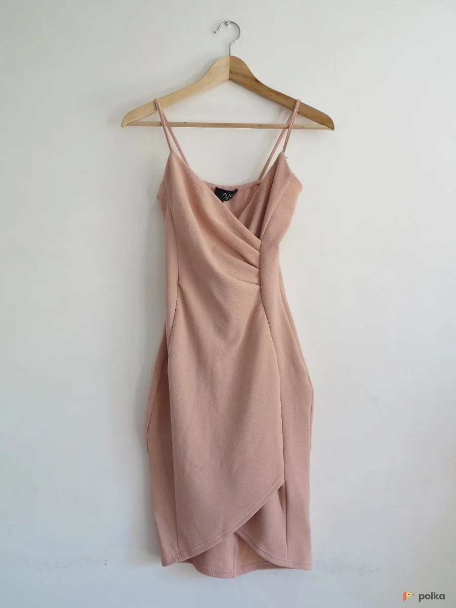 Возьмите Платье пудровое розовое миди женское напрокат (Фото 1) в Москве