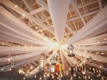 Возьмите Декорирование потолка для шатров, кв.м покрытия шатра напрокат (Фото 1) в Санкт-Петербурге