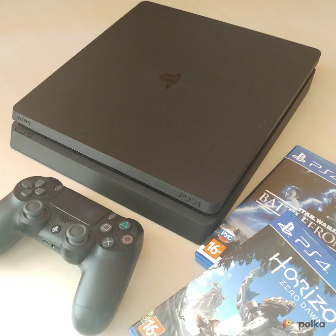 Возьмите Игровая приставка Sony PlayStation 4 напрокат (Фото 1) в Москве