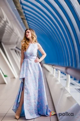 Возьмите Вечернее платье с высоким боковым разрезом  напрокат (Фото 1) в Москве