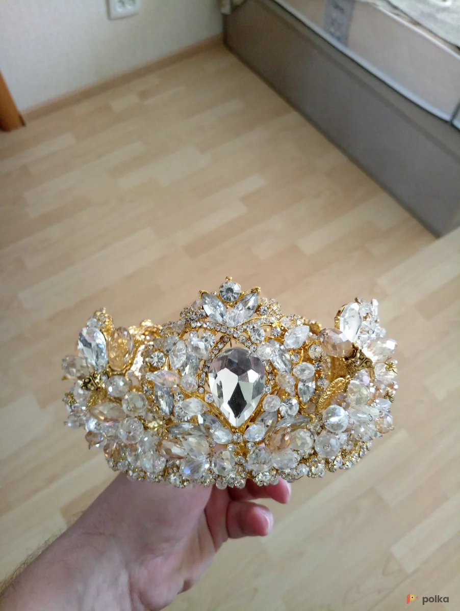 Возьмите Корона напрокат (Фото 1) в Санкт-Петербурге