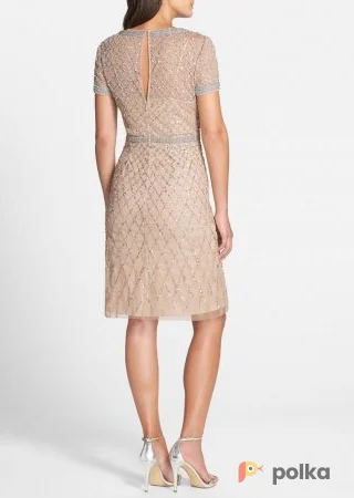 Возьмите Платье Adrianna Papell Biege Beaded Cap Sleeve Dress P напрокат (Фото 1) в Москве