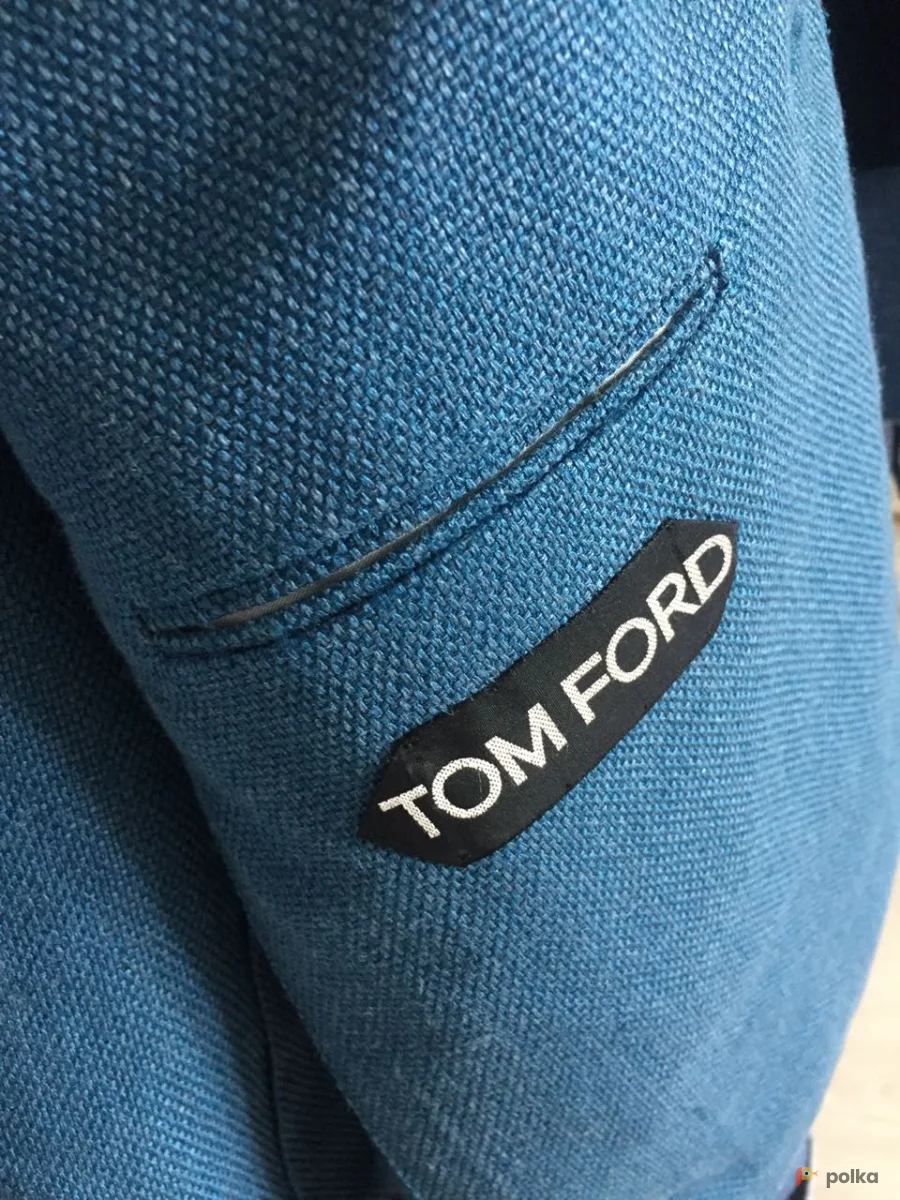 Возьмите Оригинальный свадебный пиджак TOM FORD с бабочкой и платком  напрокат (Фото 1) в Москве