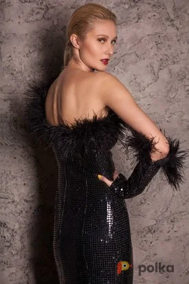 Возьмите Костюм для фотосессии: Платье черное с блестками и отделкой из страусиного пера. напрокат (Фото 1) в Москве