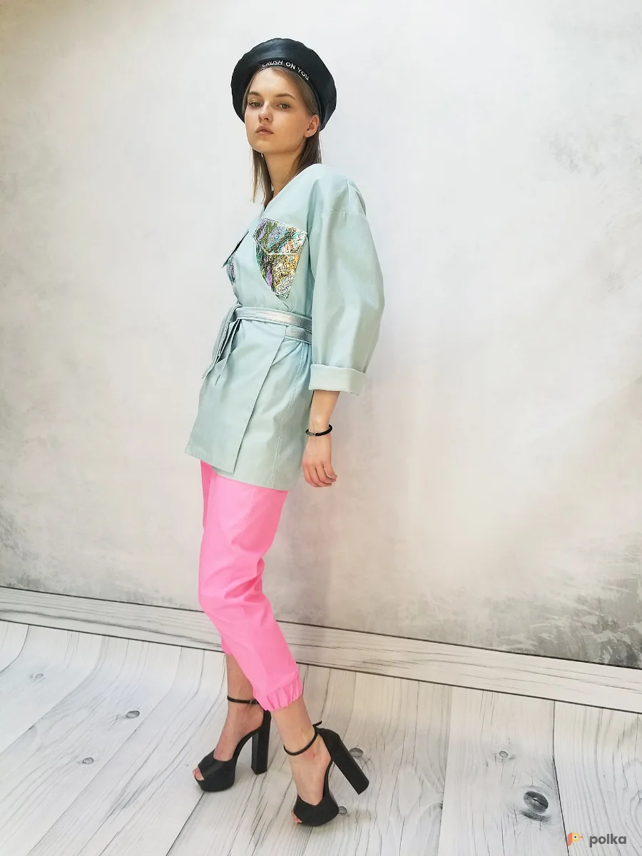 Возьмите Рубашка-кимоно + джинсовые брюки напрокат (Фото 1) в Москве