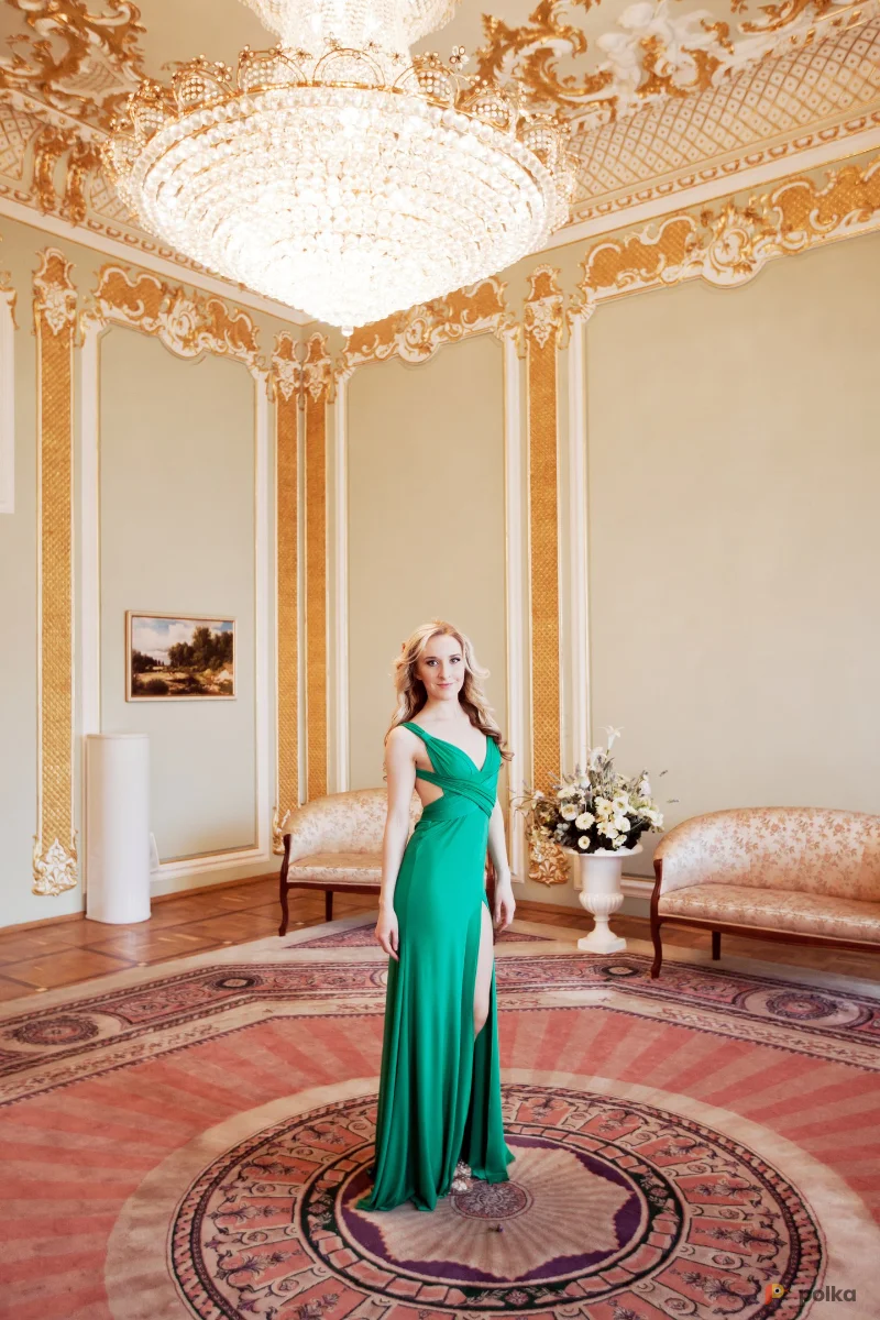 Возьмите Зеленое королевское платье напрокат (Фото 1) в Санкт-Петербурге