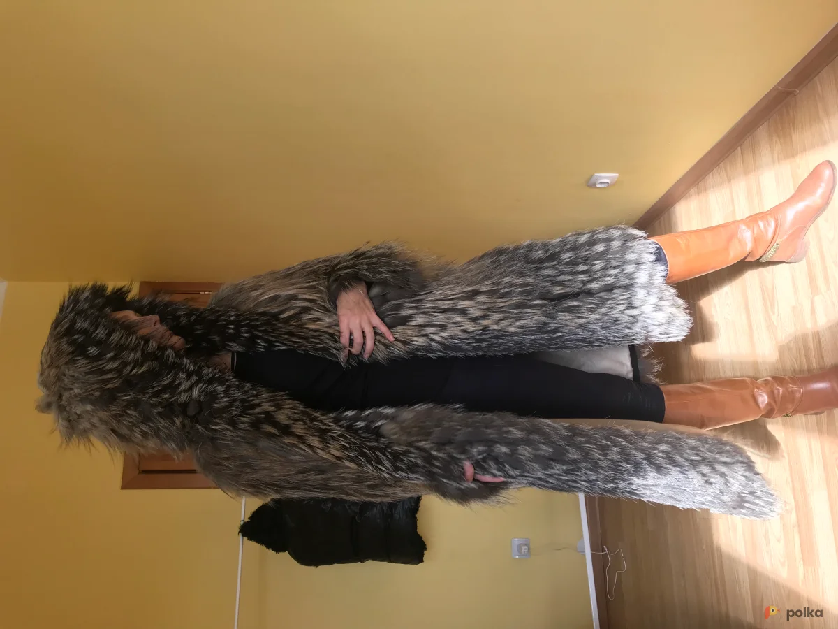 Возьмите Шуба из меха лисы напрокат (Фото 1) в Москве