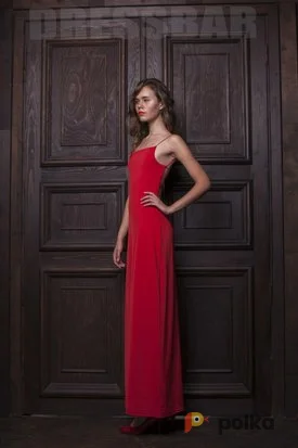 Возьмите Костюм для фотосессии: Трикотажное красное платье с декольтированной спиной. Размер 44 напрокат (Фото 1) в Москве