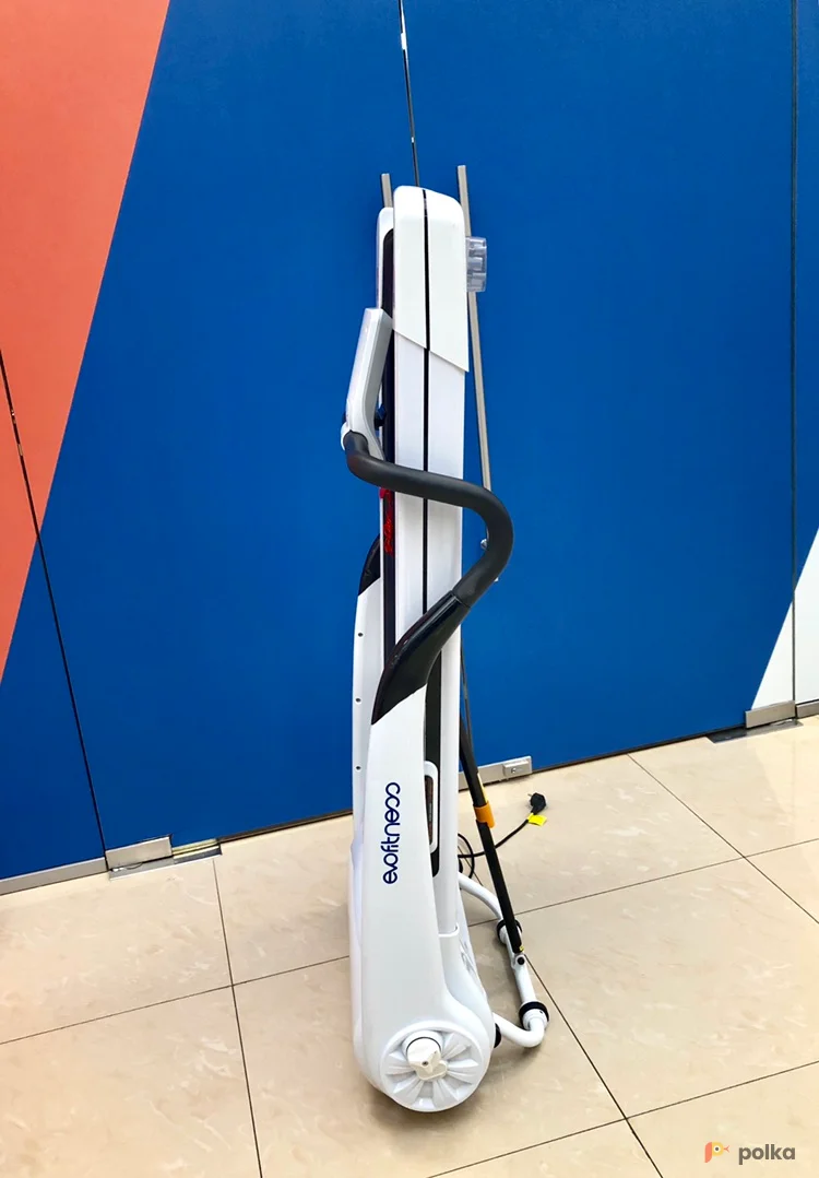 Возьмите Электрическая беговая дорожка EVO FITNESS Cosmo 3 напрокат (Фото 1) в Москве