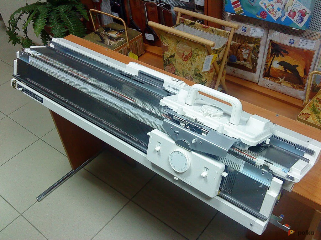 Возьмите Вязальная машина Silver Reed SK-280  напрокат (Фото 1) в Москве