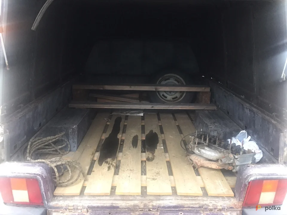 Возьмите Машина ИЖ фургон, каблук, пирожок 650 кг, Нива 4х4 напрокат (Фото 1) в Москве