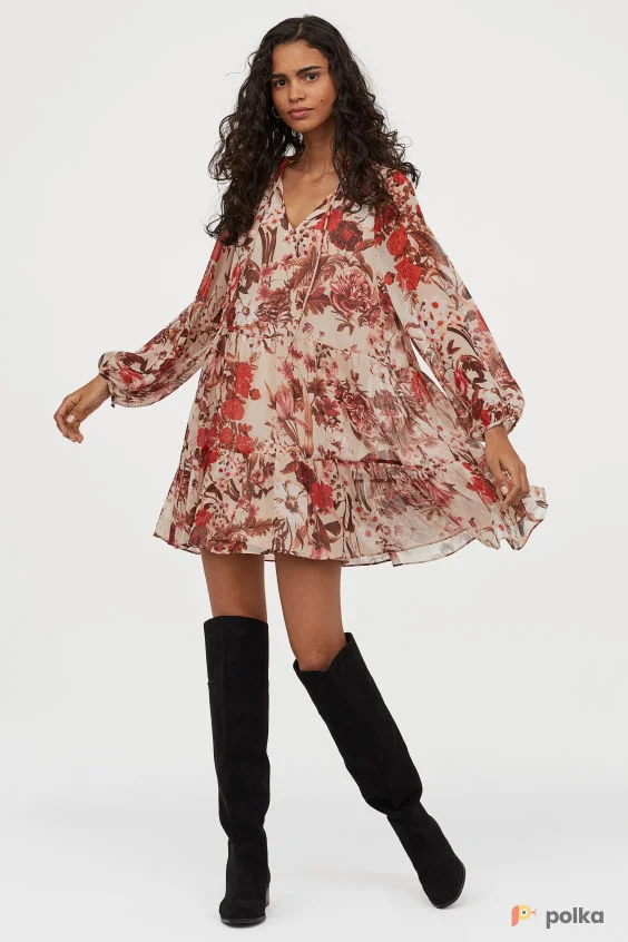 Возьмите Платье цветочное шифоновое бежевое светлое напрокат (Фото 1) в Москве