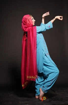 Возьмите Костюм для фотосессии: Индийская национальная одежда. Размеры 44-46 напрокат (Фото 1) в Москве