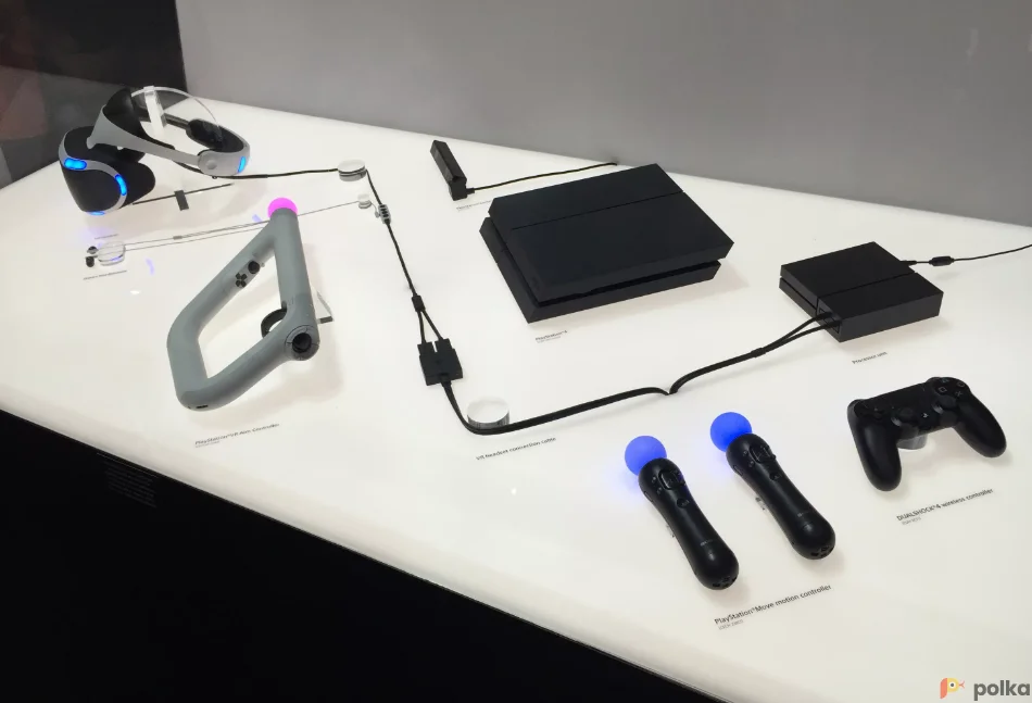 Возьмите Sony PS4 + VR + MOVE + aim controller + игры напрокат (Фото 1) в Москве
