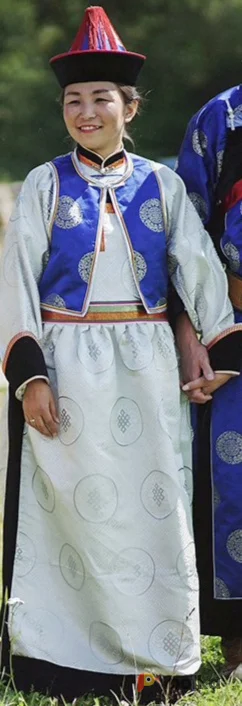 Возьмите Национальный костюм напрокат (Фото 1) в Москве