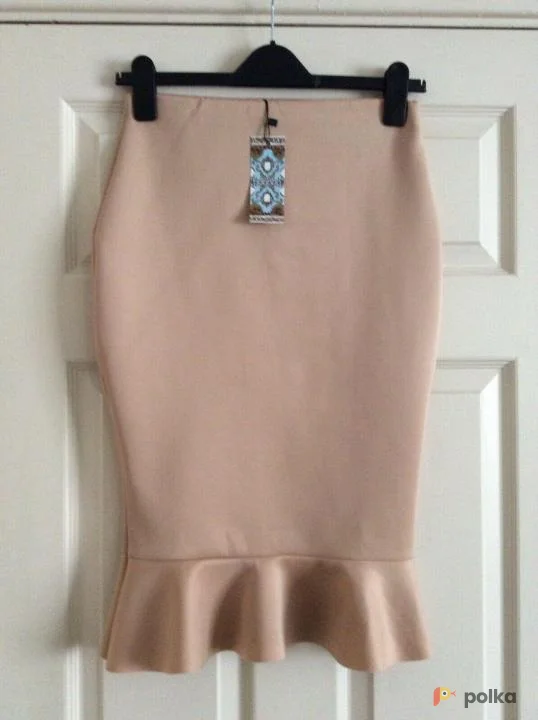Возьмите Юбка миди до колена карандаш бежевая розовая напрокат (Фото 1) в Москве