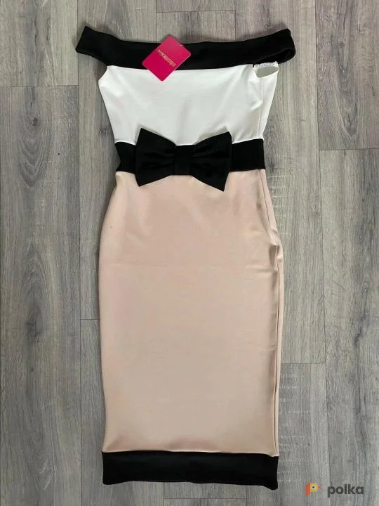 Возьмите Платье миди с бантом пудровое розовое белое напрокат (Фото 1) в Москве