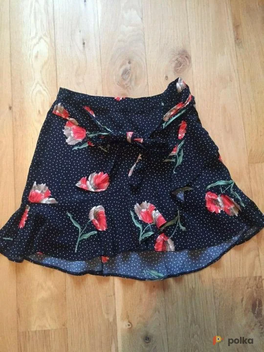 Возьмите Женская юбка цветочная в горошек с цветами черная напрокат (Фото 1) в Москве