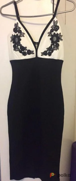 Возьмите Женское платье с кружевом на груди ажурное напрокат (Фото 1) в Москве