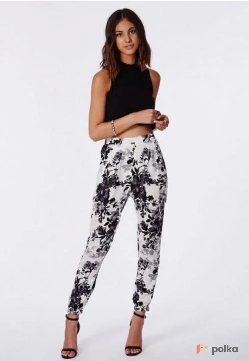 Возьмите Цветочные брюки летние черные белые легкие напрокат (Фото 1) в Москве
