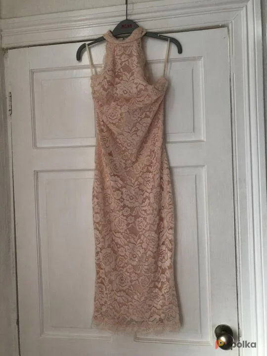 Возьмите Пудровое платье летнее кружевное ажурное напрокат (Фото 1) в Москве