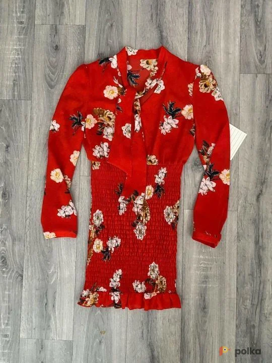 Возьмите Красное цветочное мини платье напрокат (Фото 1) в Москве