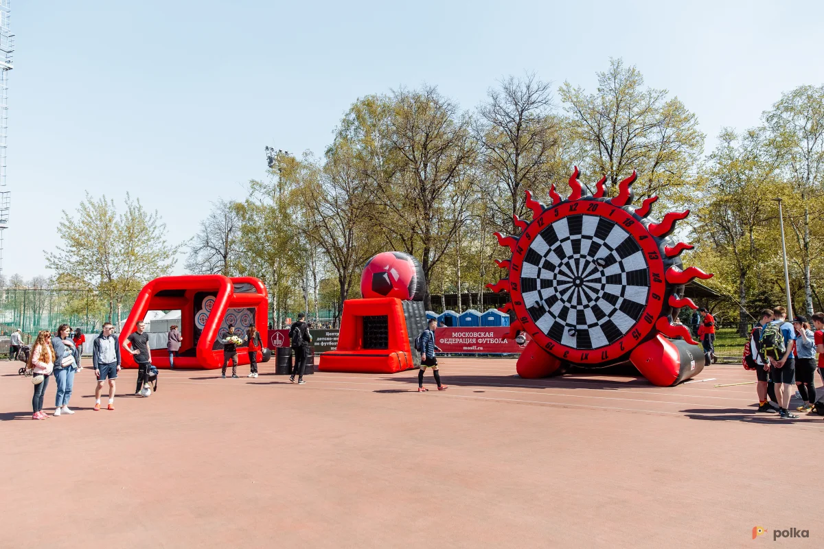 Возьмите Гигантский футбольный дартс Звезда Футбола напрокат (Фото 1) в Москве