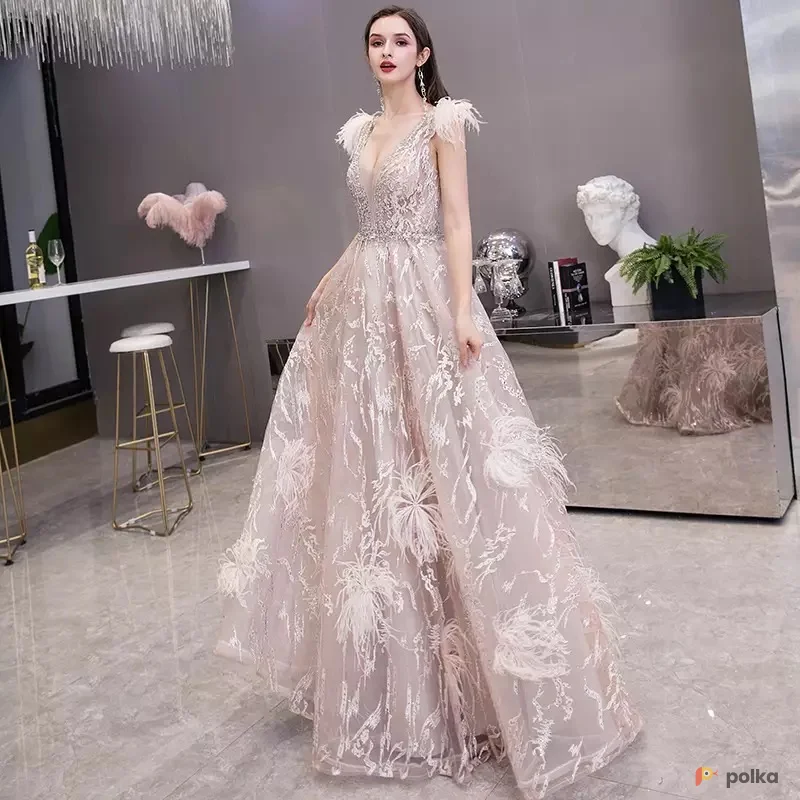 Возьмите Платье с перьями напрокат (Фото 1) в Москве