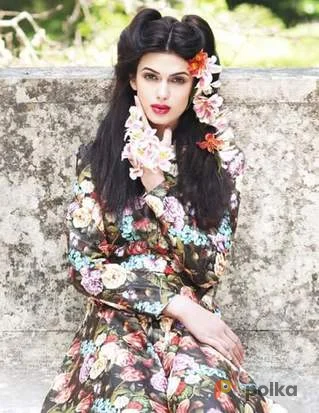 Возьмите Плащ из эко - кожи с принтом Dolce Gabbana напрокат (Фото 1) в Москве