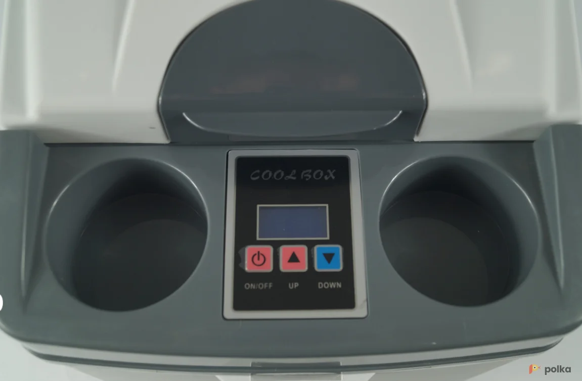 Возьмите Автомобильный термоэлектрический морозильник 20 литров, 12/220 Вольт, до минус 8 градусов  напрокат (Фото 1) в Москве