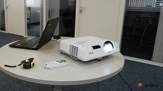 Возьмите Проектор Epson E-530 напрокат (Фото 1) в Москве