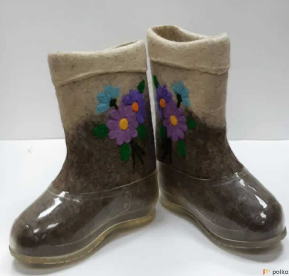 Возьмите ВАЛЕНКИ С КАЛОШАМИ напрокат (Фото 1) в Москве