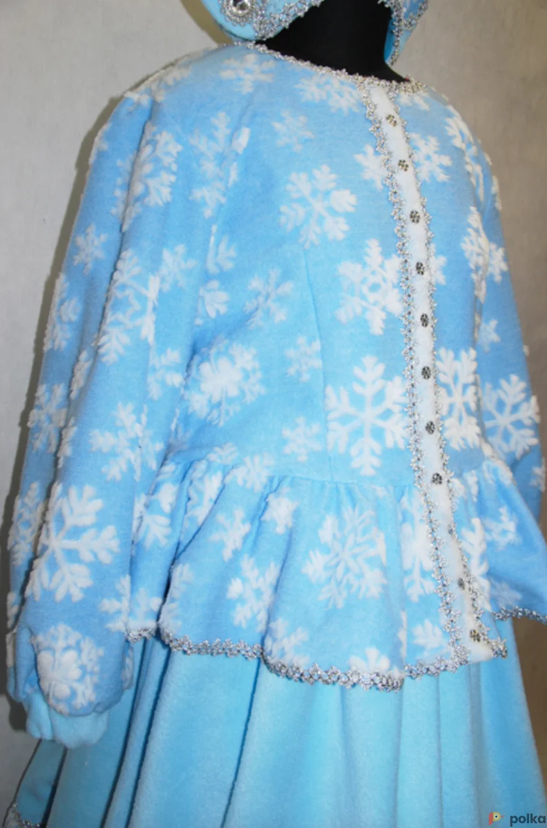 Возьмите КОСТЮМ СНЕГУРОЧКИ ДЛЯ УЛИЦЫ №2 (флис, мех)  напрокат (Фото 1) в Москве