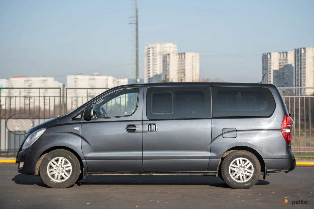 Возьмите Hyundai H1 напрокат (Фото 1) в Москве