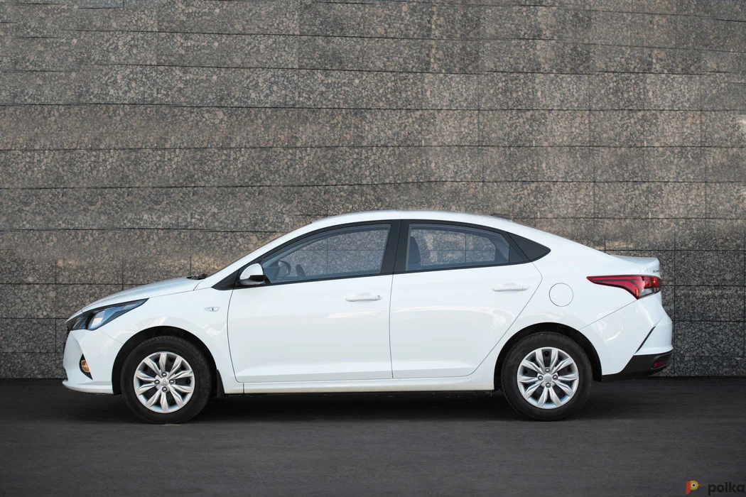 Возьмите Hyundai Solaris АТ NEW напрокат (Фото 1) в Москве