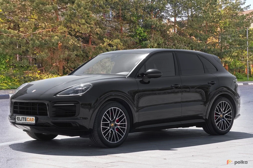 Возьмите Porsche Cayenne III напрокат (Фото 1) в Москве