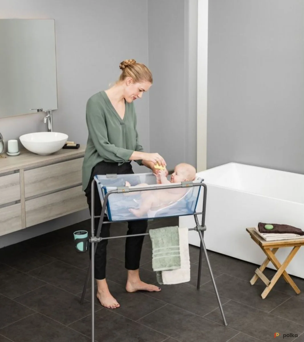 Возьмите Детская ванночка с подставкой и горкой Stokke Flexi Bath напрокат (Фото 1) в Москве