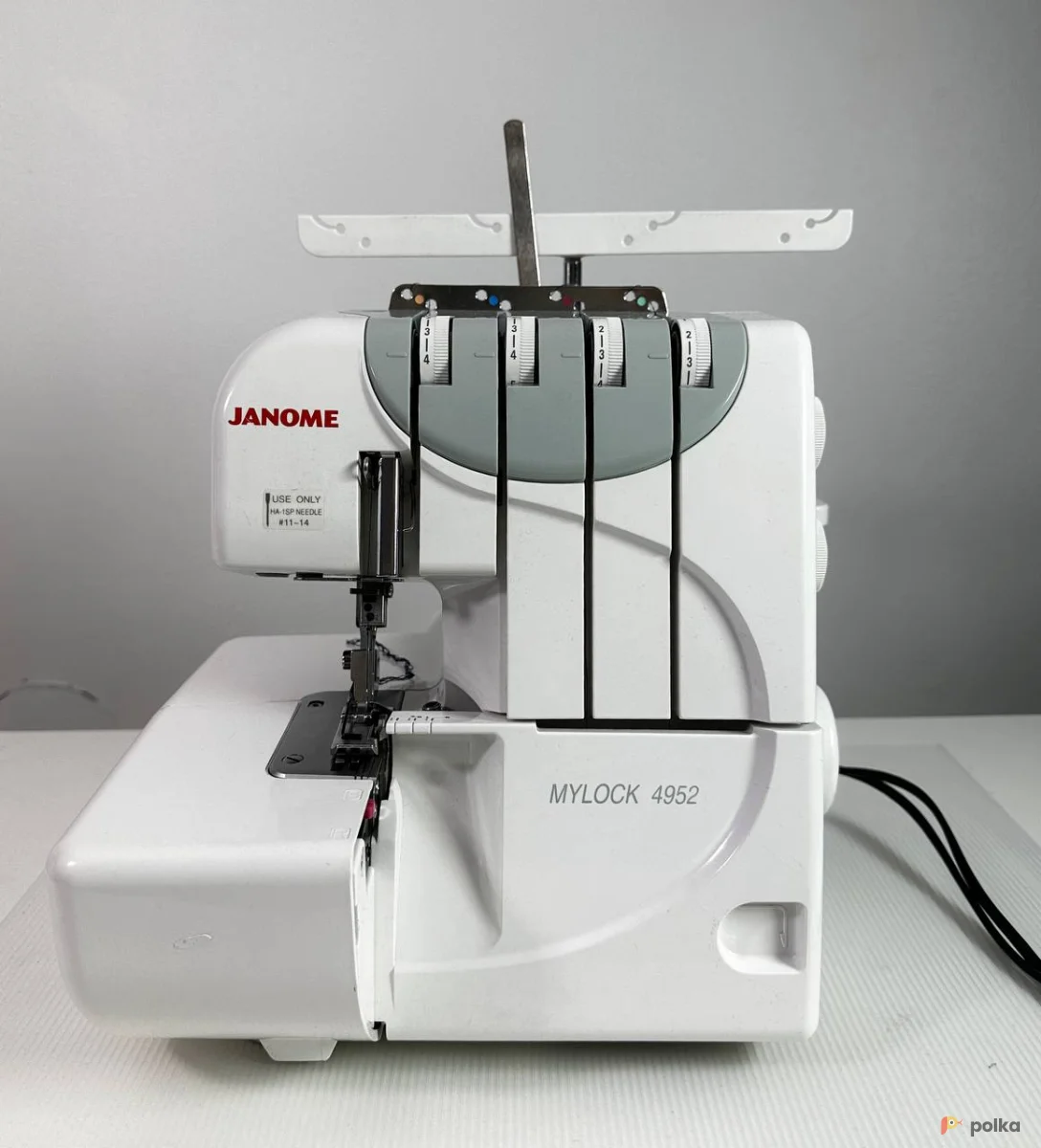 Возьмите Оверлок Janome MyLock 4952 напрокат (Фото 1) в Москве