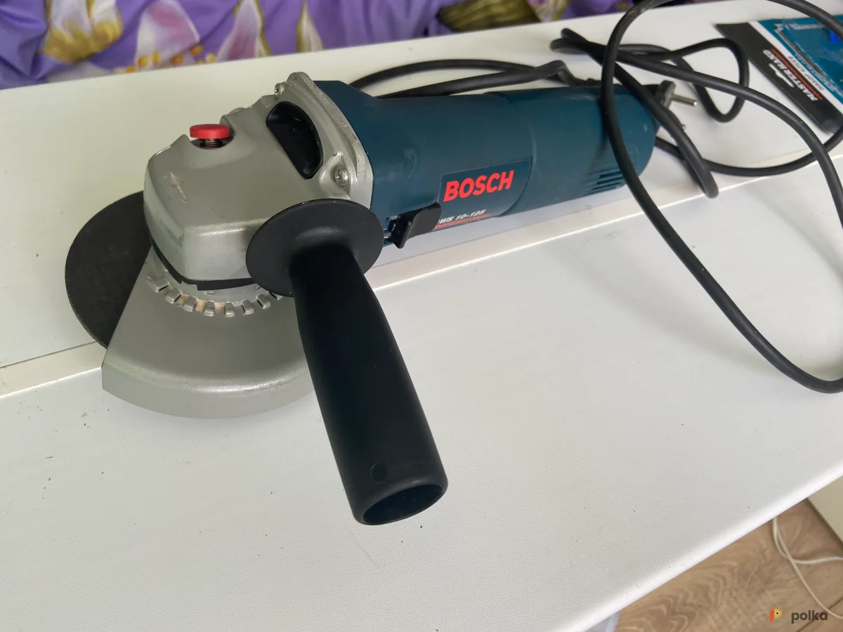 Возьмите Болгарка (УШМ) BOSCH 125 мм - 1000 Вт напрокат (Фото 1) в Москве